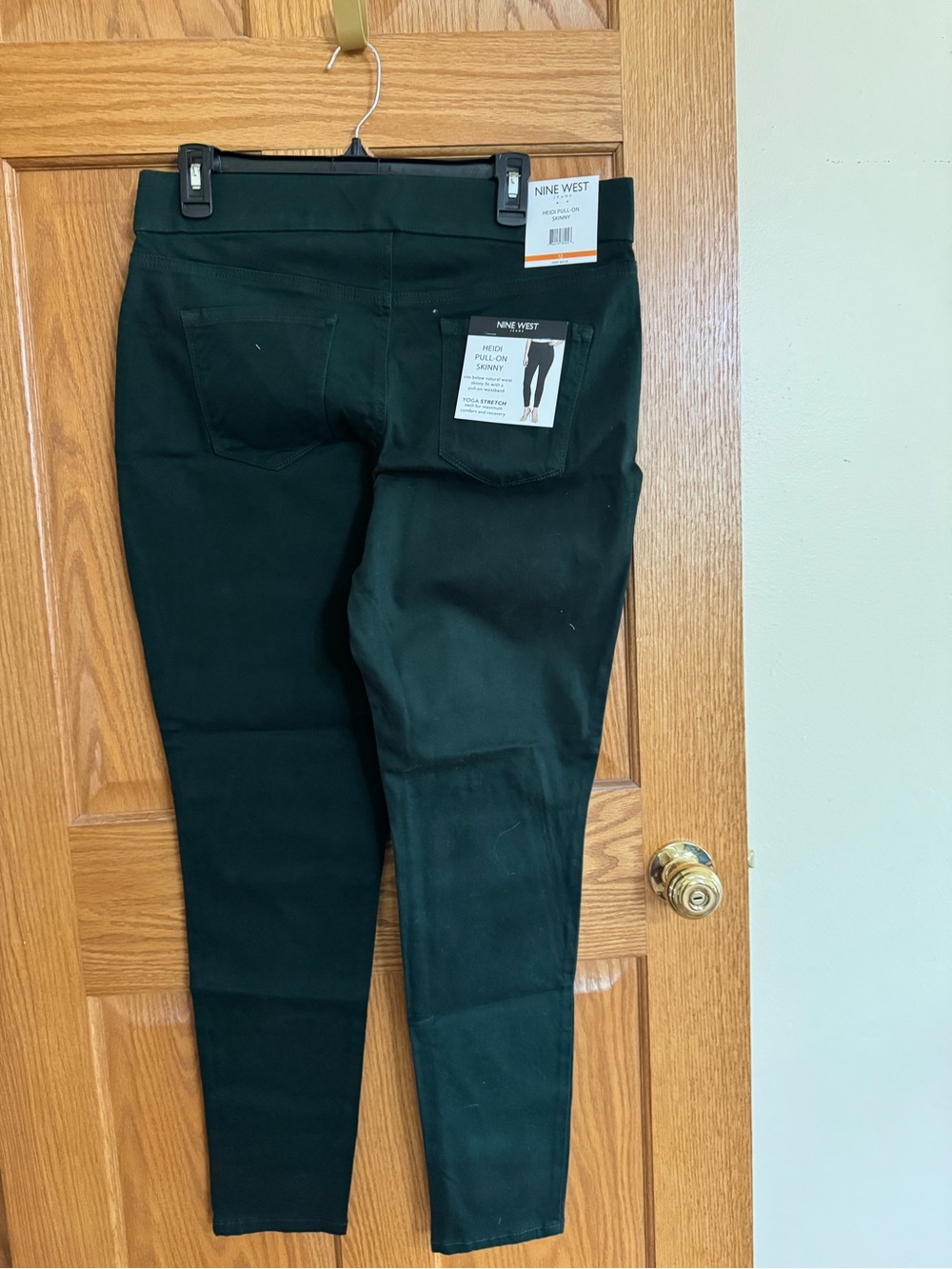 Nine West Women's Pine Jungle Green Pull-On Skinny Jeans